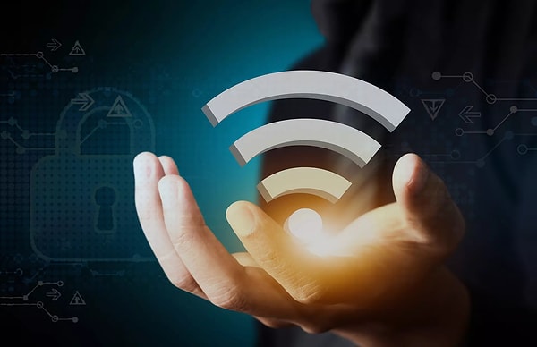 "Wi-Fi kelimesi hiçbir şeyi temsil etmiyor. Bir kısaltma değil. Hiçbir anlamı yok." diyor Wi-Fi Alliance üyesi Belanger.