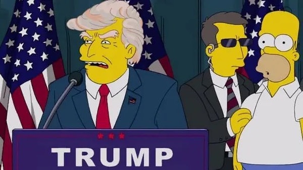 Sosyal medya kullanıcıları Simpsonlar'ın Trump'a yönelik saldırıyı tahmin ettiğini söylerken bir kısmı ise bu sefer bilemedikleri görüşünde. TT olan Simpsonlar'dan olduğu söylenen bir kare de sosyal medyada çok konuşuluyor.