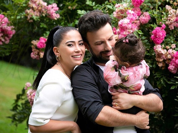 Tarkan, eşi ve kızıyla birlikte Almanya'da gözlerden uzak bir hayat yaşamayı tercih ediyor.