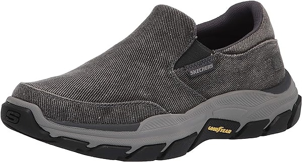 1. Skechers Erkek Ayakkabı