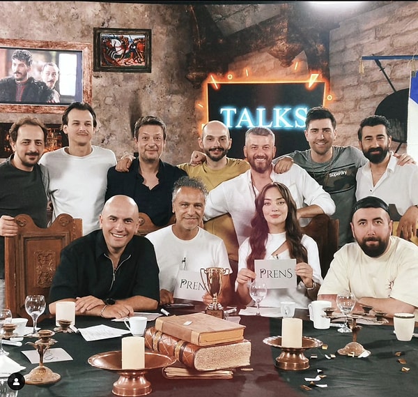 Giray Altınok, Instagram hesabından yaptığı bu paylaşıma "😊👑 Hadi buyur.. ❤️" yazarak yeni sezonun müjdesini de vermiş oldu!