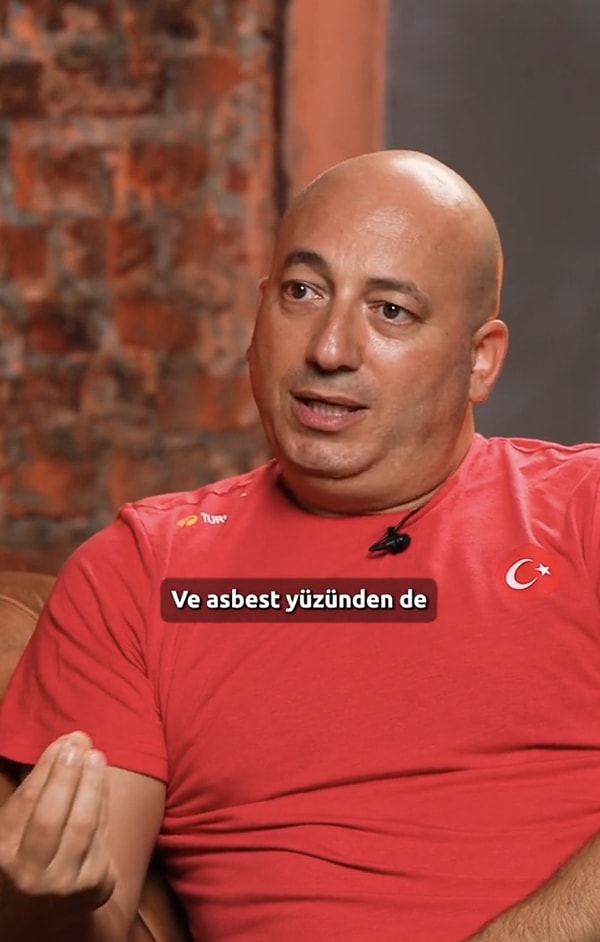 Asbest olan bir evde yaşayan ailenin evini yenileyen Selim Bey, evin babasının kanserden öldüğünü anlatırken, annenin ise 4. evre kanser olduğunu belirtti.