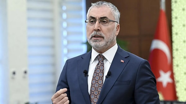 “Bugün itibarıyla belediyelerin prim borçları toplam 96 milyar liraya ulaşmış durumda ve bu borcun yüzde 80'i belediye şirketlerine aittir.”