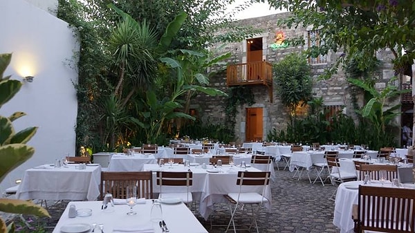 1. Kocadon Restaurant