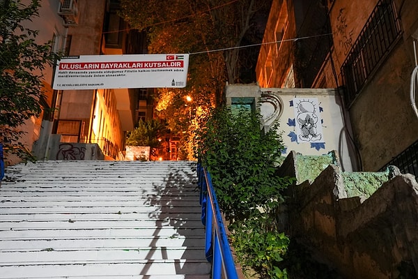 Beyoğlu Belediyesi ise duruma açıklık getirerek şu açıklamayı yaptı;