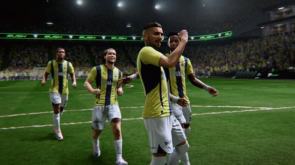 1. Listenin lideri henüz çıkmamış EA Sports FC 25.