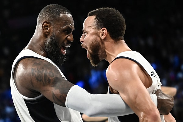 LeBron James ve Steph Curry... Kafa kafaya verdiler ABD'yi bir kez daha şampiyon yaptılar