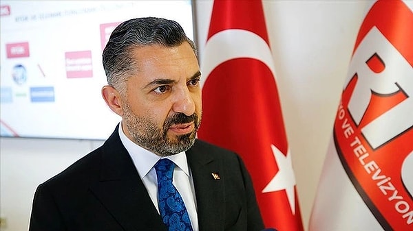 Radyo ve Televizyon Üst Kurulu (RTÜK) Başkanı Ebubekir Şahin, geçtiğimiz günlerde yaptığı açıklamada yeni medya platformlarında "sokak röportajları" veya "vatandaşın görüşü" gibi adlarla yapılan yayınların da inceleneceğini duyurmuştu.