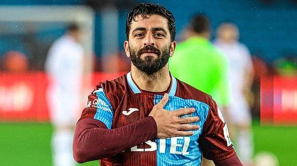 Galatasaray ve Trabzonspor'u karşı karşıya getiren Umut, tercihini Trabzonspor'dan yana kullanmıştı. Ancak Umut'un Trabzonspor kariyeri hiç de beklediği gibi gitmiyor.