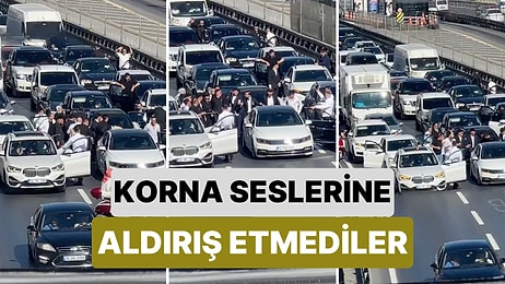 Uzun Bir Kuyruk Oluştu: İstanbul'da Bir Grup Akan Trafikte Arabalarını Durdurup Halay Çekti