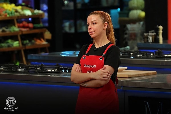 TV8 ekranlarının sevilen yarışması MasterChef'te ikinci haftanın eleme adayları Ümmühan, Kerem, Kaan, Deniz, Emre, Ezgi ve Zeynep oldu.