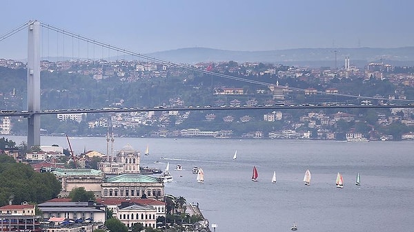 Lüks gayrimenkul sektöründe emlak danışmanlığı yapan Erkan Zing, “İstanbul’da yaşamak isteyen çok sayıda yerli ve yabancı milyarder var” dedi.