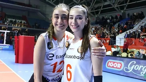 Eczacıbaşı Dynavit'te forma giyen pasör Elif Şahin ve Beşiktaş'ın smaçörü Saliha Şahin, voleybol tayfanın en sevdiği ikililerden.