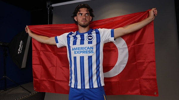 Brighton'ın yeni futbolcusu Ferdi Kadıoğlu'ndan kötü haber geldi.