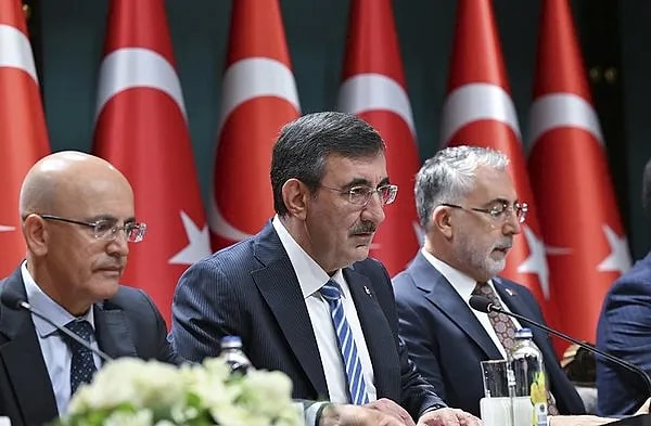 Türkiye’de ekonomi politikalarını yürüten kurulun bugün açıkladığı 2025 enflasyon hedefi yüzde 17 oldu. 2024 yılında ise hedeflenen oran yüzde 41.5.