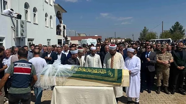 Türkiye’nin dört bir yanını yasa boğan 8 yaşındaki Narin Güran’ın acı dolu ölümü, ülkenin gündeminde büyük yankı uyandırdı.