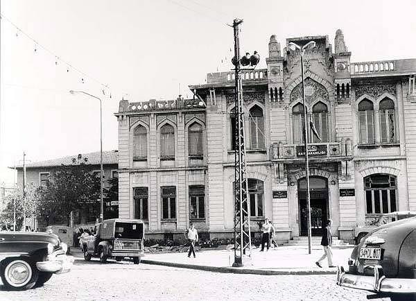 Peki yıllar boyunca değişmeyen Kadıköy'ün ismi nereden geliyor?