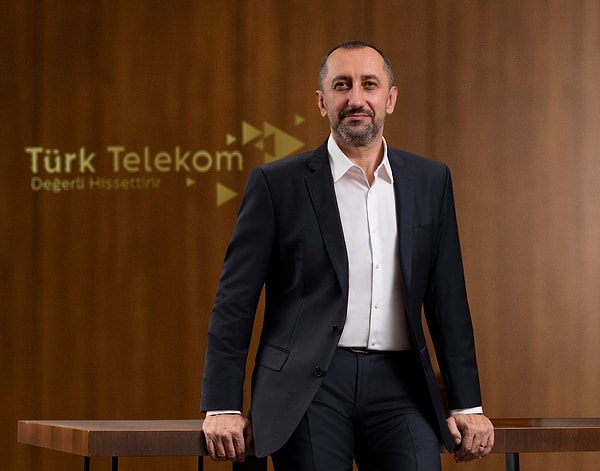 Türk Telekom CEO'su Ümit Önal son günlerde kullanıcıların artan fiyat şikayetlerine de cevap verdi.