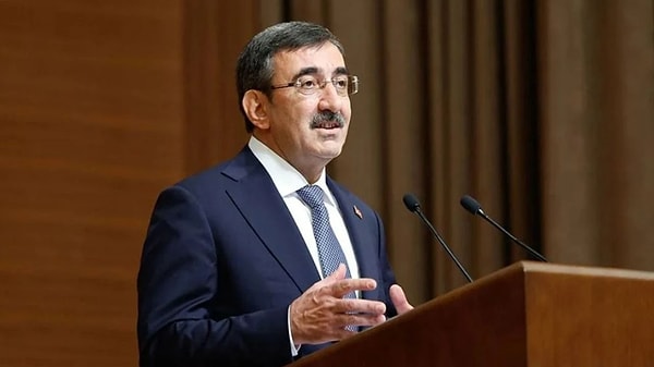 Bu planın sonbaharda Türkiye Büyük Millet Meclisi'nin önüne geleceğine söyleyen Yılmaz, "Savunma sanayinde yaptıklarımız ortada. Türkiye, çelik kubbesini tamamlayarak savunma sanayinde diğer atılımlarıyla birlikte çok farklı bir seviyeye ulaşacak" dedi.