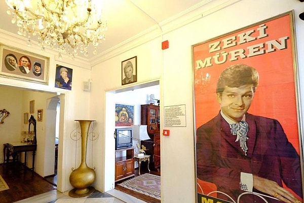 9. Zeki Müren Sanat Müzesi