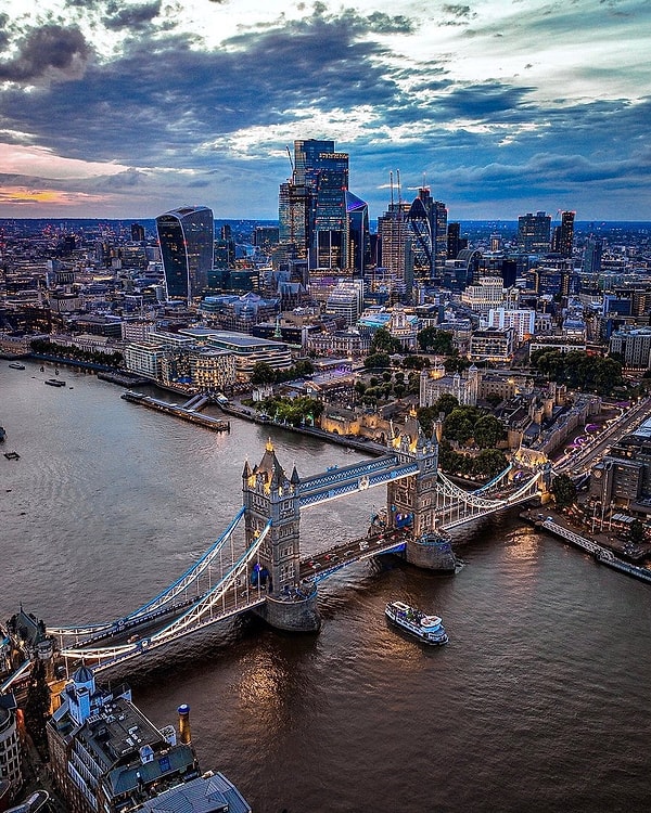 Tower Bridge