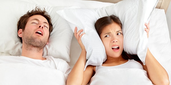 Is it a coincidence that snoring is less common in women than in men?