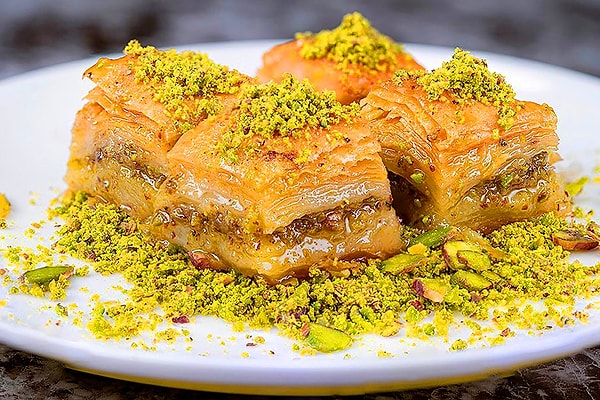 Burcuna göre senin favori tatlın baklava!