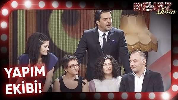 Beyaz Show'a tam kadro konuk olan dizi ekibine "En unutamadığınız sahne hangisi?" diye soran Beyazıt Öztürk, mikrofonu Oğuz'u canlandıran Tolga Karel'e uzatınca ortaya epey şaşırtıcı anlar çıkmış.