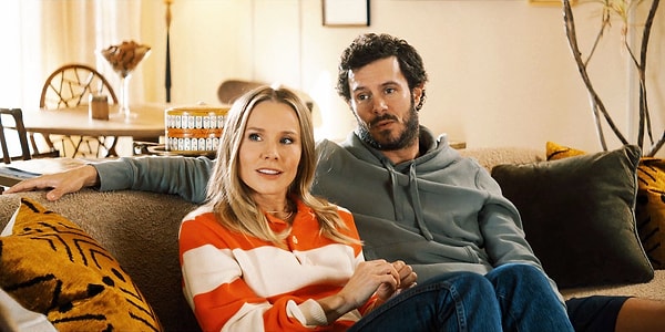 Viewers particularly enjoyed the performance of Adam Brody, who is globally recognized for his role as Seth Cohen in The O.C. Many commented that this romantic comedy features some of the best leads and storytelling in recent years.