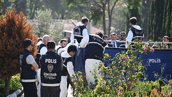 2009 yılında Münevver Karabulut’u katleden ve sonrasında cezaevinde intihar eden Cem Garipoğlu’nun mezarı açılmış ve örnekler Garipoğlu ailesiyle karşılaştırılmıştı.