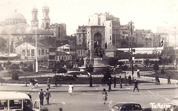 Şimdilerde ise gelen turistler buradan şehrin birçok farklı yerine taksim ediliyor sanki!