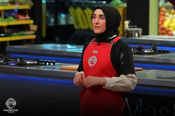 13. MasterChef Türkiye'de geçtiğimiz hafta elenen Ayşe'nin ardından Beyza'ya pek çok yorum gelmişti. Ayşe'ye mobbing yaptığı iddialarına yanıt veren Beyza yine gündem oldu.