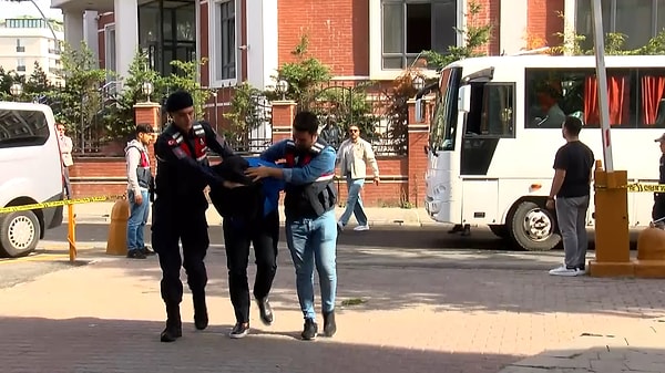 Bakırköy Cumhuriyet Başsavcılığı, yenidoğan bebekleri anlaşmalı özel hastanelere sevk ederek haksız kazanç sağlayan ve bazı bebeklerin ölümüne neden olan çeteyle ilgili iddianamesini hazırladı.