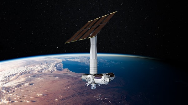 Artemis II görevi, 2025 yılının sonlarına ertelenmiş, uzay aracıyla ilgili güvenlik problemleri ortaya çıkmıştı. Ayrıca astronotların kıyafetleriyle ilgili bazı sorunlar vardı.