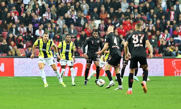 Maç bu skorla bitecek derken artan Samsunspor baskısı golü getirdi ve Soner Aydoğdu'nun golüyle Samsunspor eşitliği yakaladı.