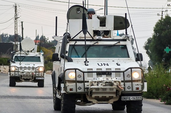 BM'nin yaptığı açıklamada "Bir kez daha BM mevzilerine saldırmanın ve BM varlıklarına zarar vermenin uluslararası hukukun ve 1701 sayılı Güvenlik Konseyi kararının açık bir ihlali olduğunu belirtiyoruz” dendi.