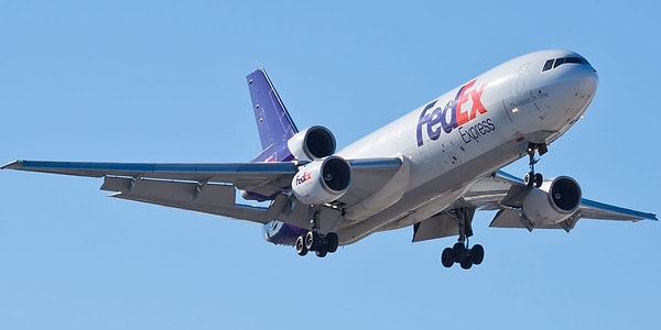 Ancak El Al Hava Yolları, füze savunma sistemleri sayesinde uçuşlarına devam edebildi. FedEx de bu avantajı elde etmek istiyor.