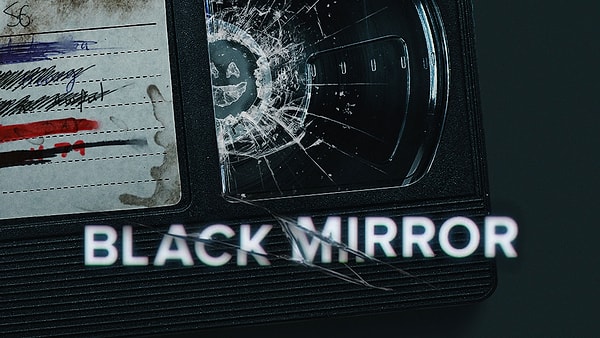 Black Mirror'un yeni sezonunun gelmeyeceği hakkında yanılmış, zira dizi 7. sezonuyla 2025 yılında ekranlarda olacak ama anlatmak istediğinin ana konusu bu olmadığı için çok da takılmamak gerekiyor.