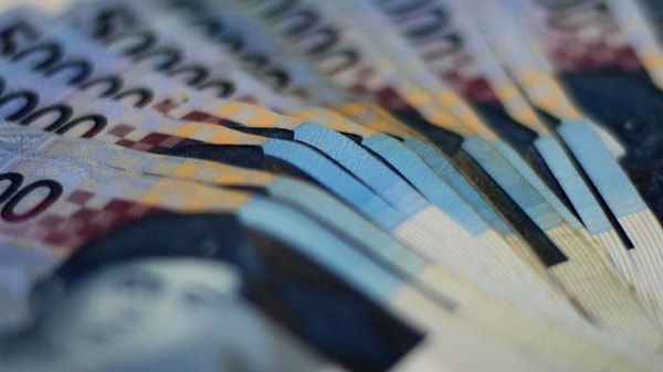 2. Endonezya'da sıfırlarla dolu banknotlarla karşılaşmak oldukça yaygın.