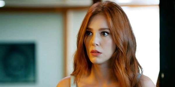 9. Elçin Sangu, Kiralık Aşk dizisinde kaç yaşındaydı?