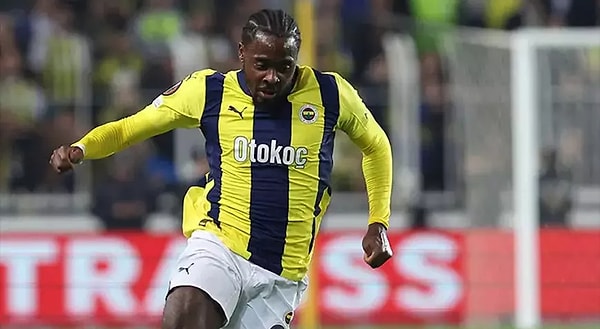 Fenerbahçe'den yıllık 2.5 milyon Euro maaş istediği iddialarını da yalanlayan Nijeryalı futbolcu, "Bu rakamları nereden çıkarıyorlar bilmiyorum. Ben hiçbir zaman bir şey istemedim." şeklinde konuştu.