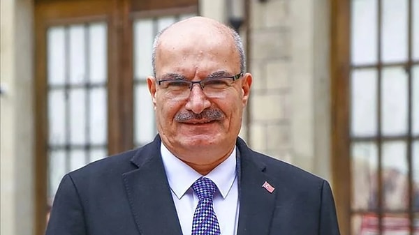 Baran, "Çalışan kardeşlerimizin, enflasyon nedeniyle yaşadığı sıkıntıları ve geçim derdinin ne olduğunu biliyoruz ancak işletmeyi ayakta tutma derdimiz olduğunu da biliyoruz" dedi.