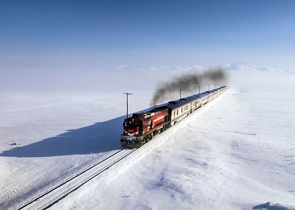 Ankara-Kars masalsı bir yolculuk imkanı veren Turistik Doğu Ekspresi 2024-2025 dönemine dair detaylar belli oldu. Turistik Doğu Ekspresi’ne dair ayrıntılar arama motorlarında araştırılmaya başlandı.