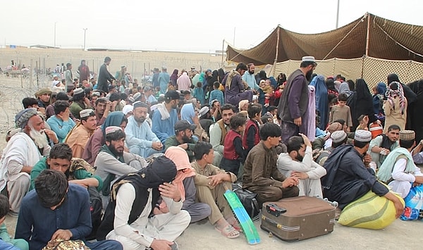 İran’da son dönemde artan işsizlik, ülkedeki yüksek sayıda Afganistan vatandaşıyla ilişkilendiriliyor. Hükümet de halktan yükselen itirazlara yanıt vermiş görünüyor.