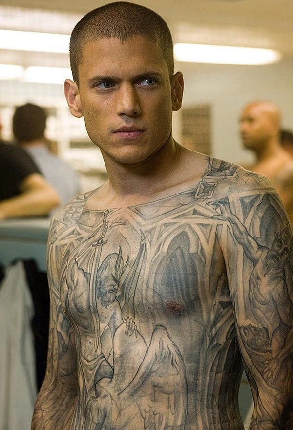 10. Prison Break (IMDb: 8,3)