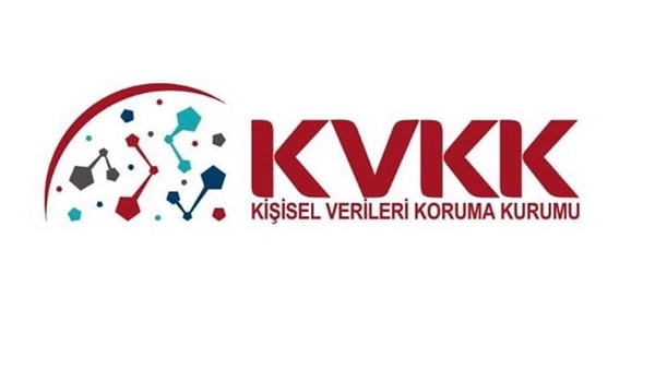 KVKK, X'in internet sitesinde yayınladığı "güvenlik ve emniyet amacıyla kullanıcılarından temin edilen e-posta adresi veya telefon numaralarının, kendilerine ait reklamcılık sistemlerinde yanlışlıkla reklam amaçlı kullanıldığı" duyurusunu dikkate aldı.