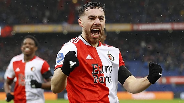 Millî futbolcu, Feyenoord ile gösterdiği harika performansın ardından Portekiz ekibi Benfica'ya 25 Milyon Euro karşılığında transfer olmuştu.