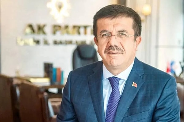 Zeybekci burada yaptığı konuşmada muhalefete 'Atatürk' üzerinden yüklendi.