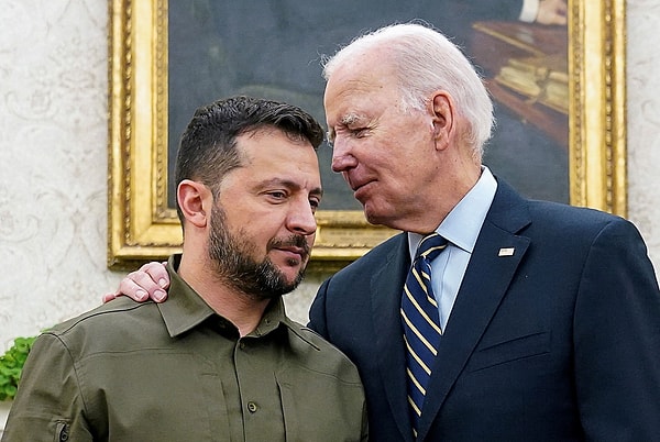 Amerika Birleşik Devletleri (ABD) Başkanı Joe Biden, Ukrayna’nın ABD yapımı Ordu Taktik Füze Sistemlerini (ATACMS) Rus topraklarında kullanmasına izin verdiğini açıkladı.