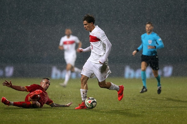 Karşılaşmadan 3-1 mağlubiyetle ayrılan milliler, Galler'in İzlanda karşısında aldığı 4-1'lik galibiyetle birlikte grubu lider tamamlama ve direkt olarak A Ligi'ne çıkma şansını kaybetti.